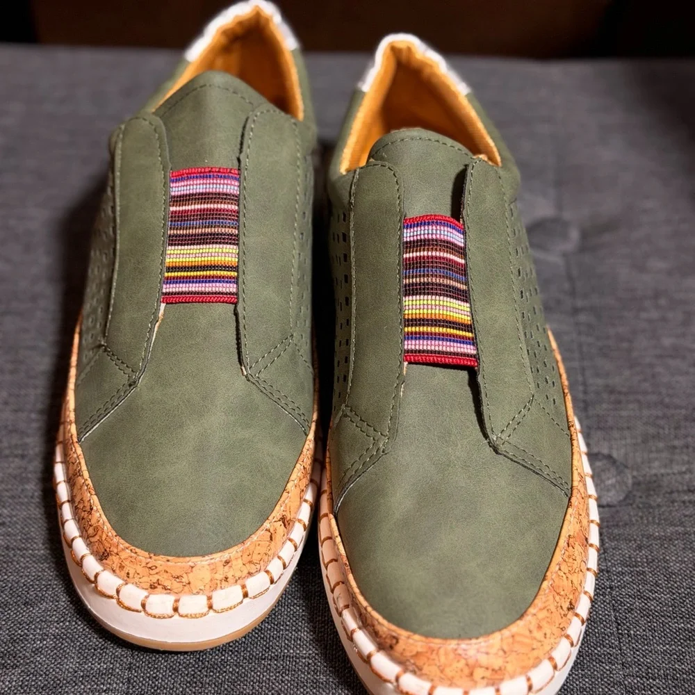 Men's Olive Green Slip-On Casual Shoes - Picture 4 of 6